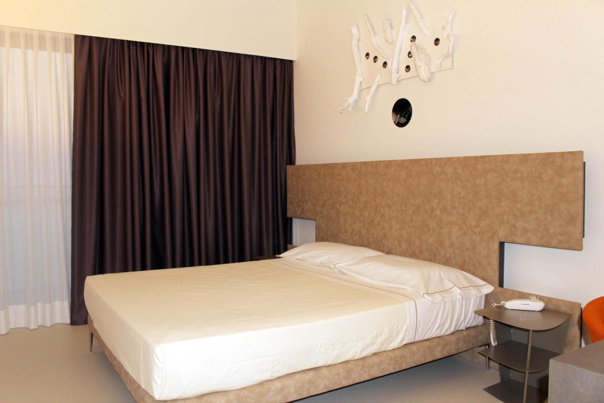 Hotel Cristallo Senigallia Quarto foto