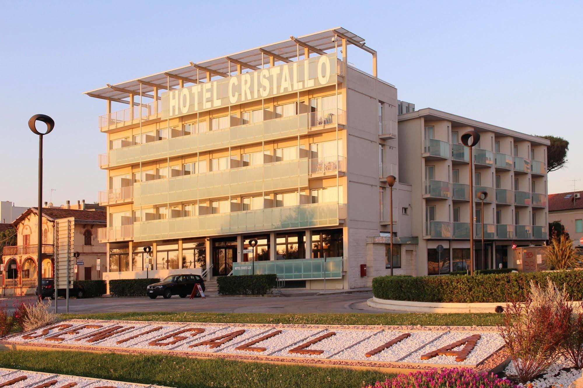 Hotel Cristallo Senigallia Exterior foto